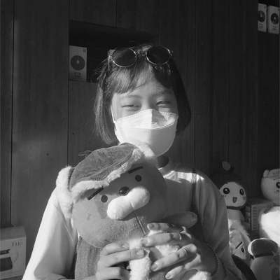 Photograph of Eileen Lee